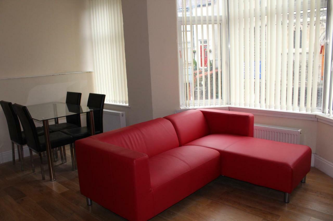 Van Apartments Caerphilly Εξωτερικό φωτογραφία
