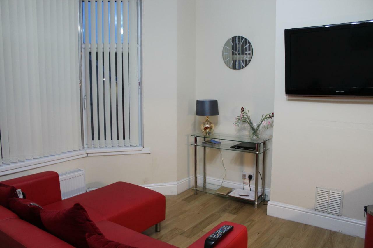 Van Apartments Caerphilly Εξωτερικό φωτογραφία