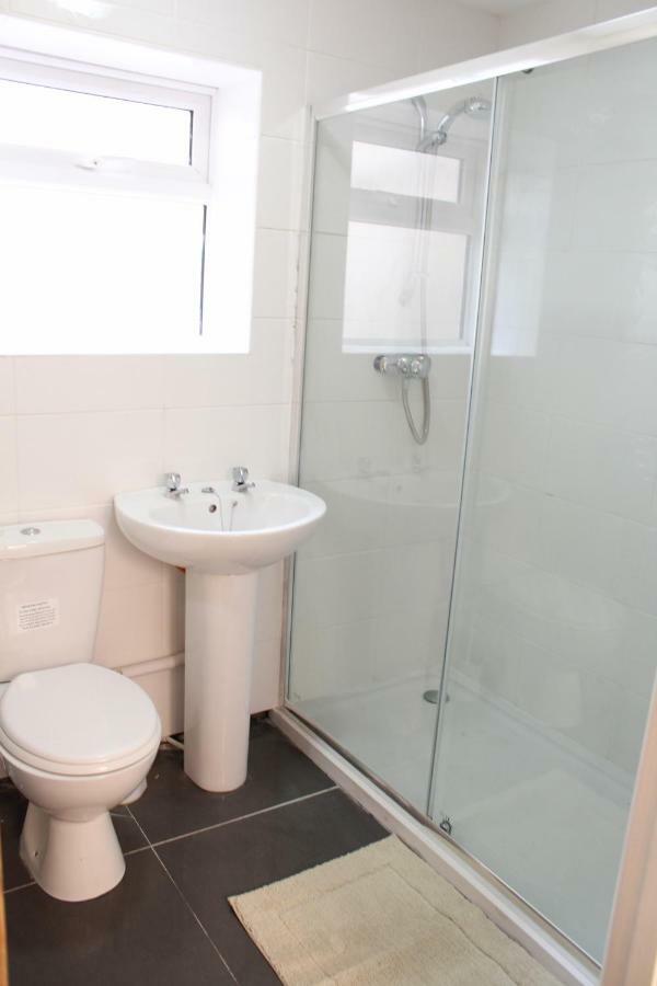 Van Apartments Caerphilly Εξωτερικό φωτογραφία