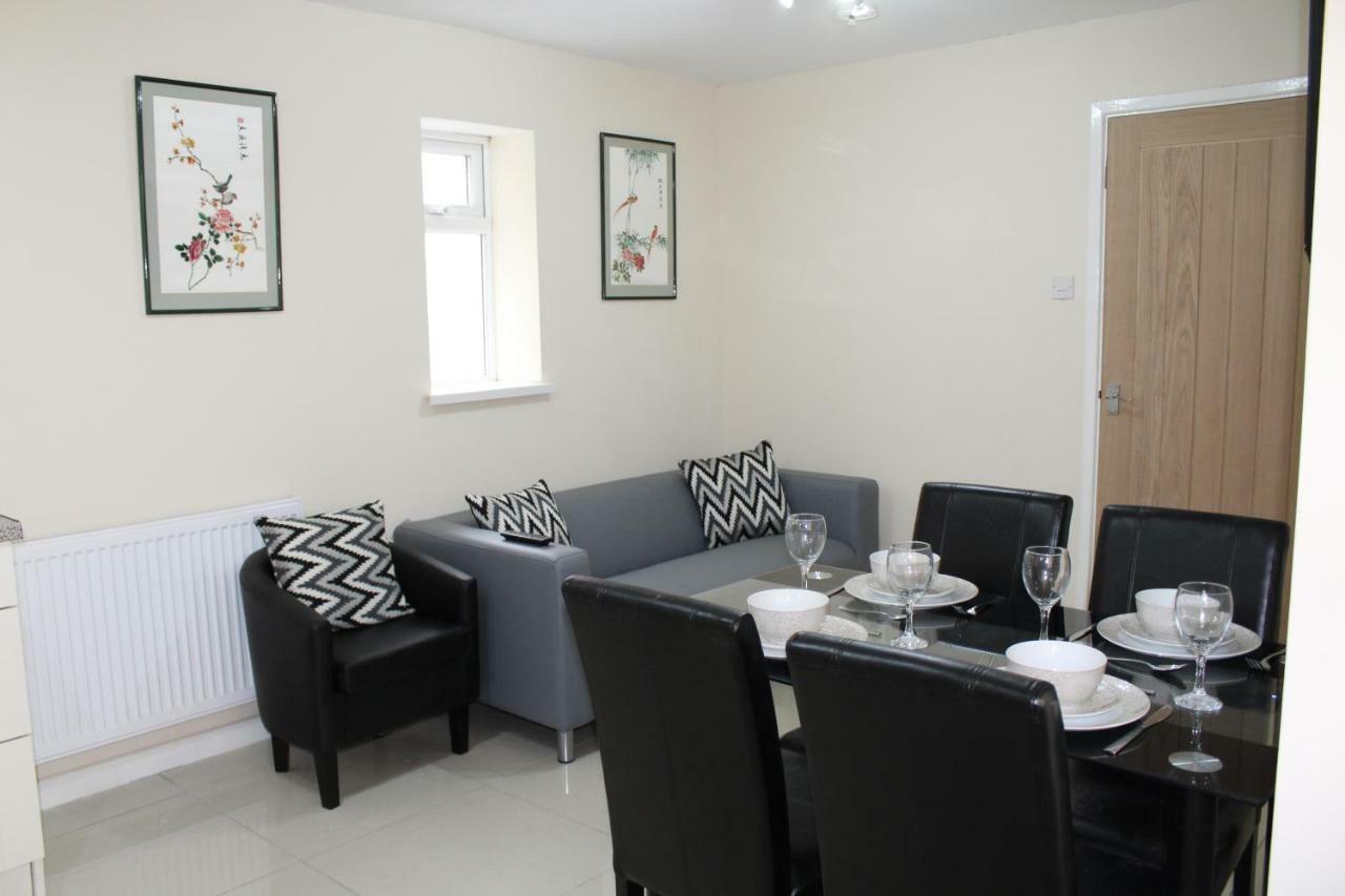 Van Apartments Caerphilly Εξωτερικό φωτογραφία